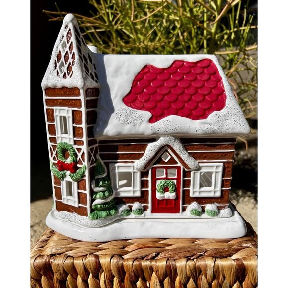 HOMEWORX by Slatkin & Co. CERAMIC GINGERBREAD VILLAGE HOUSE - Picture 2 of 11